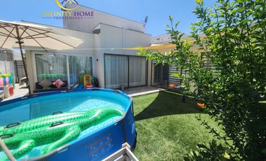 Hermosa Casa con Ampliación Condominio Jardín Oriente Til Til