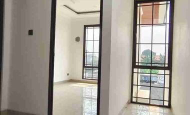 Rumah cluster ready klasik style satu satunya di pondok gede bekasi