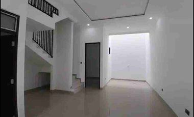 Rumah cluster ready klasik style satu satunya di pondok gede bekasi