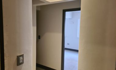 Oficina Remodelada en el Corazón del Barrio El Golf, Las Condes