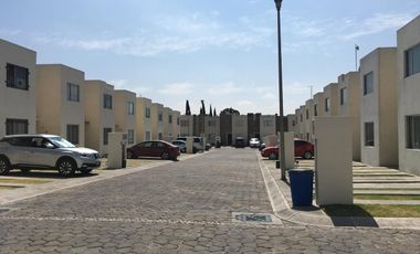 RENTA CASA AMUEBLADA FRACCIONAMIENTO CUAUTLANCINGO CERCA DE COPPEL