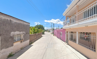CASA EN CALLE MORELOS, COL. CENTRO AYUTLA, PUEBLA. ¡NO CREDITOS!