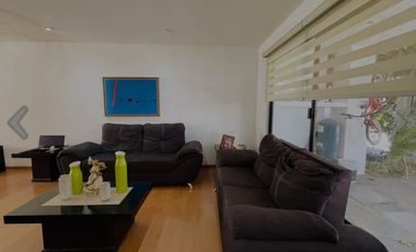CASA EN VENTA DE OPORTUNIDAD EN TROJES DEL NORTE I