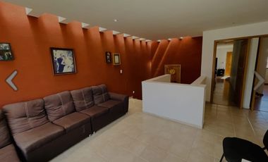 CASA EN VENTA DE OPORTUNIDAD EN TROJES DEL NORTE I