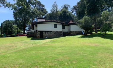 Casa con un jardín amplio, con jacuzzi, Valle de Bravo, México