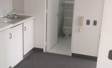 Alquilo Linda Oficina en San Isidro en Avenida y Cerca Av Javier Prado y Cochera