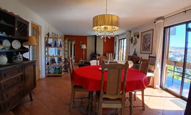 Gran propiedad en Villa Paso Hondo Quilpué