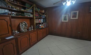 AMPLIA CASA EN VENTA O ALQUILER – URB. MIRAFLORES CASTILLA -PIURA