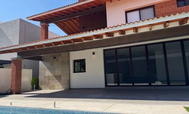 ESTRENE PRECIOSA RESIDENCIA EN EL FRACC PARAÍSO COUNTRY CLUB