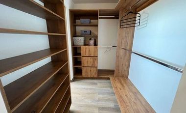 Zákia. Departamento en planta alta con 3 recámaras - VENTA