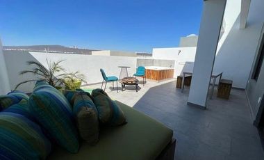 Zákia. Departamento en planta alta con 3 recámaras - VENTA