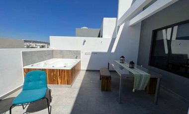 Zákia. Departamento en planta alta con 3 recámaras - VENTA