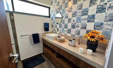 Zákia. Departamento en planta alta con 3 recámaras - VENTA