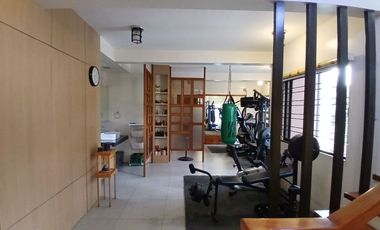 RUSH SALE! 4-6 Bedroom House in Vista Valley Executive Village, Marikina