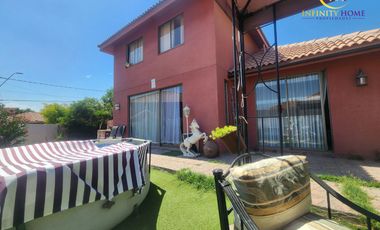 Hermosa Casa con Amplio Terreno  Alto el Manzano Til-Til.