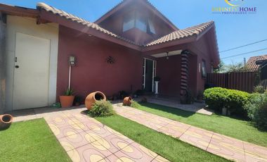 Hermosa Casa con Amplio Terreno  Alto el Manzano Til-Til.