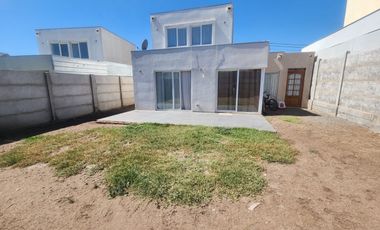 Acogedora Casa en Condominio Ecoterraneo Til Til