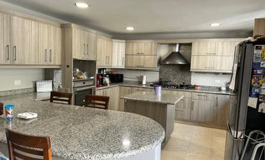 Casa en RENTA en Fraccionamiento Hacienda SANTA Fe en La Loma