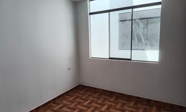 VENDO LINDA CASA EN ALTOS DEL VALLE MOCHE (ALORA)