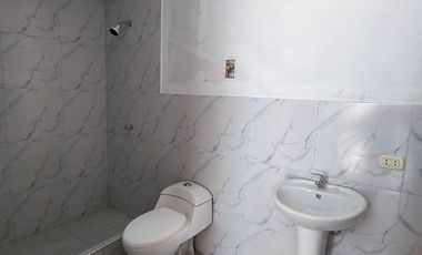 VENDO LINDA CASA EN ALTOS DEL VALLE MOCHE (ALORA)