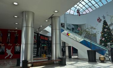 VENTA DE LOCAL EN PLAZA BOULEVARES SANTIAGO DE  QUERETARO