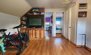 Espectacular Casa  en Alto el Manzano Til-Til.