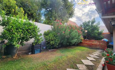 Espectacular Casa  en Alto el Manzano Til-Til.