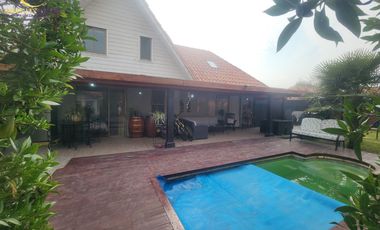 Hermosa y Amplia  Casa con Piscina Alto El Manzano Til Til