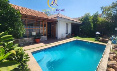 Hermosa  Casa con Local Comercial en Alto el Manzano Til-Til.