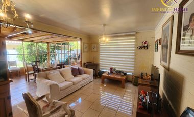 Hermosa  Casa con Local Comercial en Alto el Manzano Til-Til.