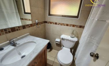 Hermosa  Casa con Local Comercial en Alto el Manzano Til-Til.