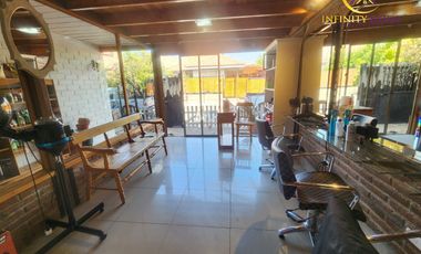 Hermosa  Casa con Local Comercial en Alto el Manzano Til-Til.