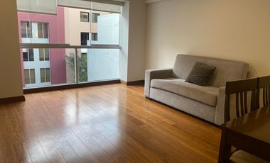 Alquiler lindo apartamento super bien ubicado