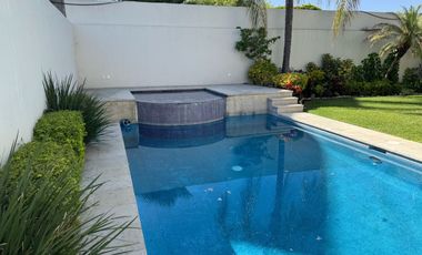 PRECIOSA RESIDENCIA EN EL FRACC PARAÍSO COUNTRY CLUB