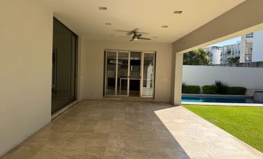 PRECIOSA RESIDENCIA EN EL FRACC PARAÍSO COUNTRY CLUB