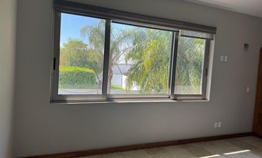 PRECIOSA RESIDENCIA EN EL FRACC PARAÍSO COUNTRY CLUB