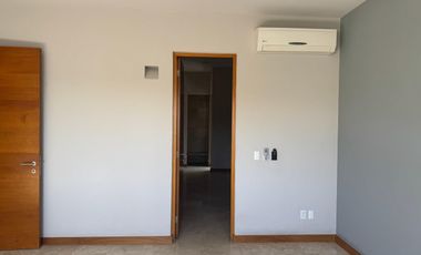 PRECIOSA RESIDENCIA EN EL FRACC PARAÍSO COUNTRY CLUB