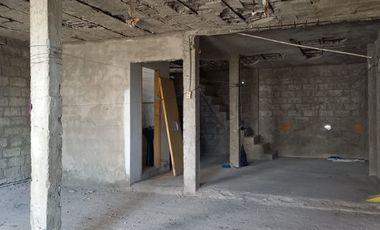 VENTA DE CASA DE 3 NIVELES CON TERRAZA EN FLORESTA 1. SUR DE GUAYAQUIL