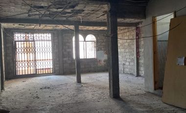 VENTA DE CASA DE 3 NIVELES CON TERRAZA EN FLORESTA 1. SUR DE GUAYAQUIL