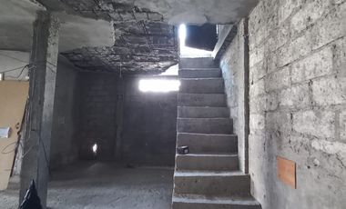 VENTA DE CASA DE 3 NIVELES CON TERRAZA EN FLORESTA 1. SUR DE GUAYAQUIL