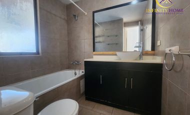 Hermosa Casa con Piscina en Alto el Manzano Til-Til.