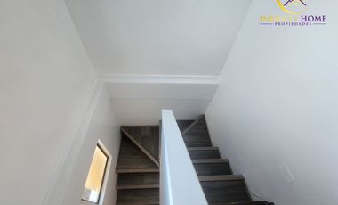 Hermosa Casa con Piscina en Alto el Manzano Til-Til.