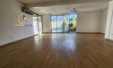 Hermosa Casa con Piscina en Alto el Manzano Til-Til.