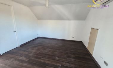 Hermosa Casa con Piscina en Alto el Manzano Til-Til.