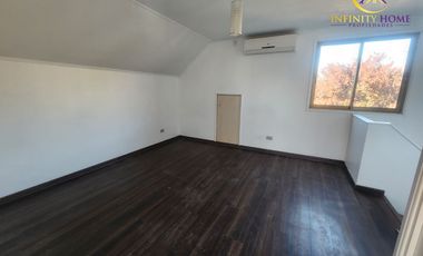 Hermosa Casa con Piscina en Alto el Manzano Til-Til.