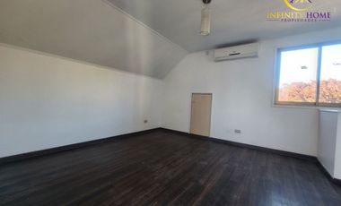 Hermosa Casa con Piscina en Alto el Manzano Til-Til.