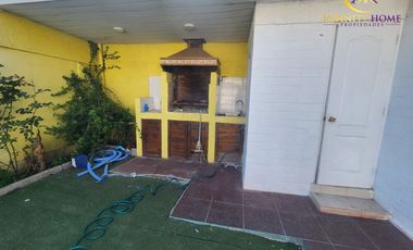 Hermosa Casa con Piscina en Alto el Manzano Til-Til.