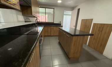 Amplia y Hermosa Casa con Piscina Alto el Manzano Til-Til.