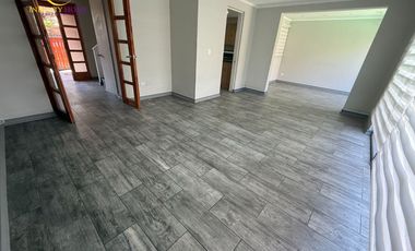 Amplia y Hermosa Casa con Piscina Alto el Manzano Til-Til.