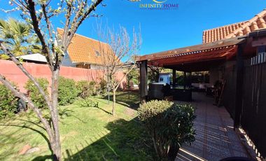 Gran Casa Modelo Gala con Piscina Alto el Manzano Til-Til.